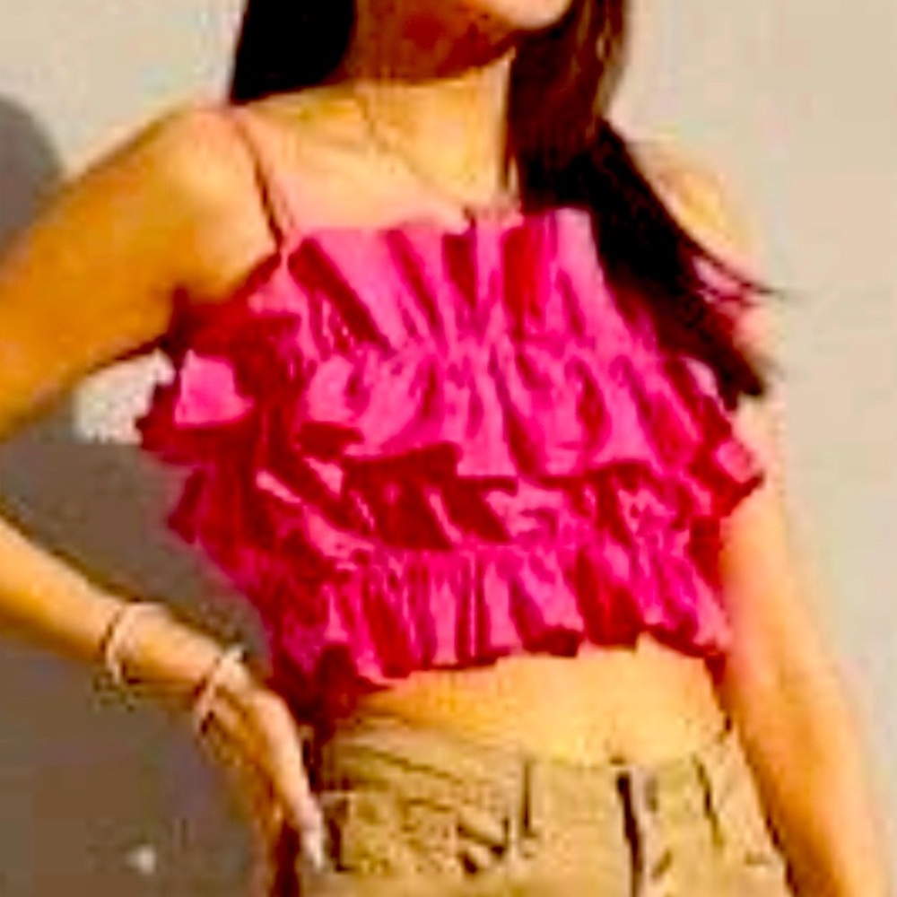 Ruffle crop top.